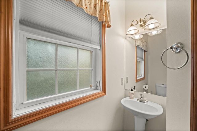 1101 Hidden Creek LANE, Burlington, WI 53105