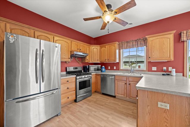 1101 Hidden Creek LANE, Burlington, WI 53105