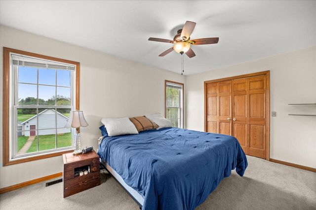 1101 Hidden Creek LANE, Burlington, WI 53105