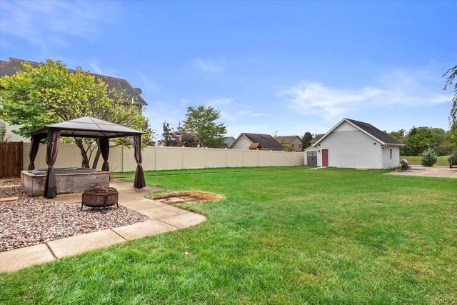 1101 Hidden Creek LANE, Burlington, WI 53105