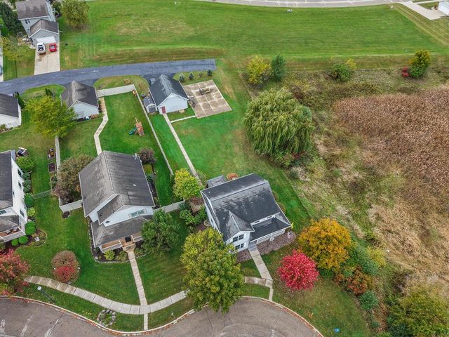 1101 Hidden Creek LANE, Burlington, WI 53105