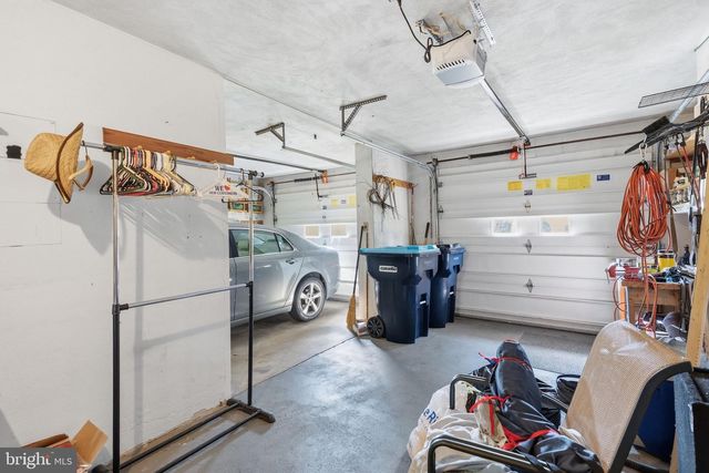 1444 WYNNEWOOD DR, Bethlehem, PA 18017