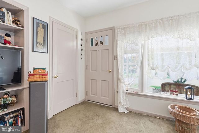 1444 WYNNEWOOD DR, Bethlehem, PA 18017