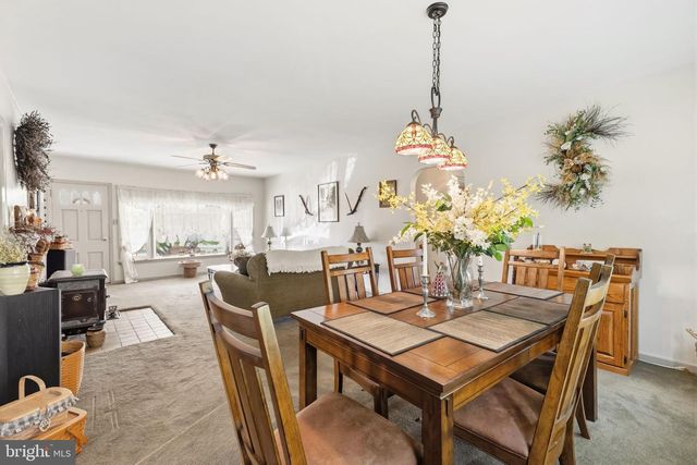 1444 WYNNEWOOD DR, Bethlehem, PA 18017