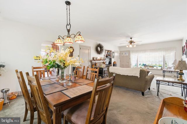1444 WYNNEWOOD DR, Bethlehem, PA 18017
