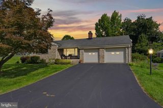 1444 WYNNEWOOD DR, Bethlehem, PA 18017