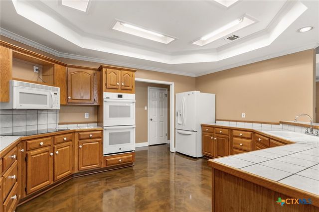 313 Ridge Crest Drive, Seguin, TX 78155