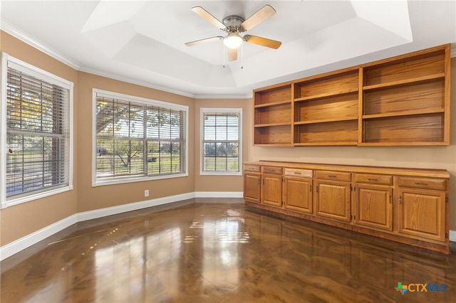 313 Ridge Crest Drive, Seguin, TX 78155