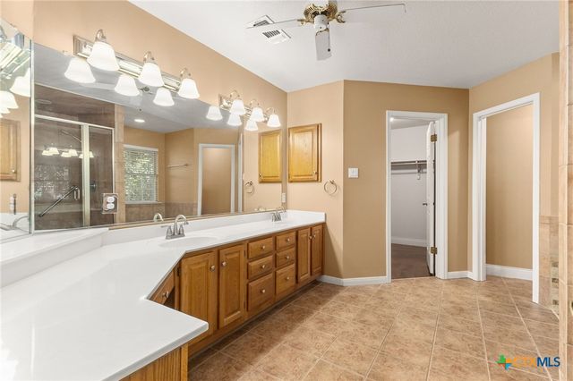 313 Ridge Crest Drive, Seguin, TX 78155