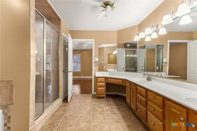 313 Ridge Crest Drive, Seguin, TX 78155