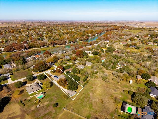 313 Ridge Crest Drive, Seguin, TX 78155