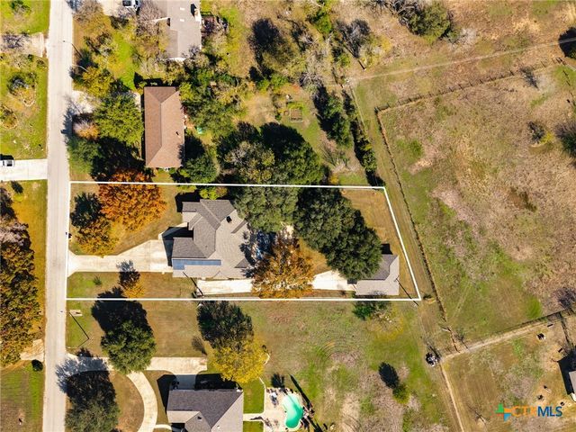 313 Ridge Crest Drive, Seguin, TX 78155