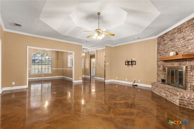 313 Ridge Crest Drive, Seguin, TX 78155