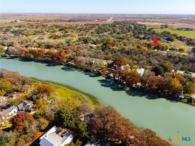 313 Ridge Crest Drive, Seguin, TX 78155
