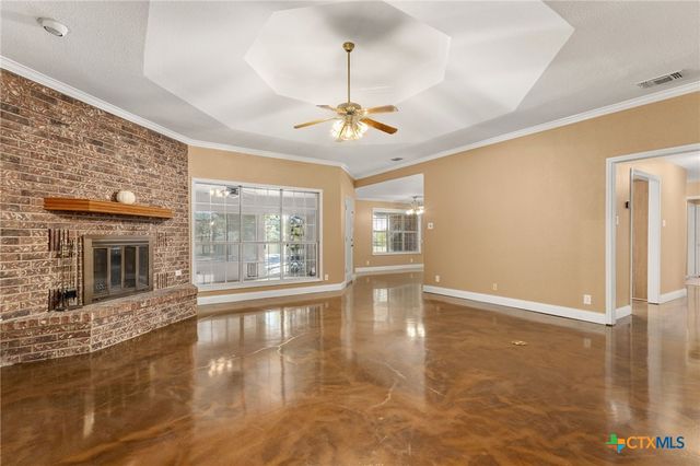 313 Ridge Crest Drive, Seguin, TX 78155