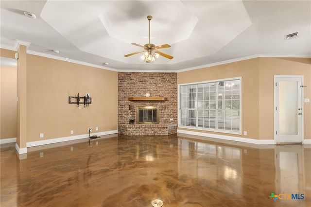 313 Ridge Crest Drive, Seguin, TX 78155