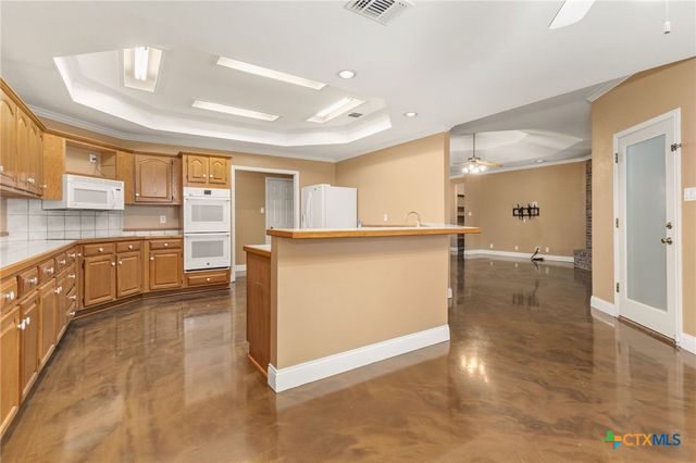 313 Ridge Crest Drive, Seguin, TX 78155