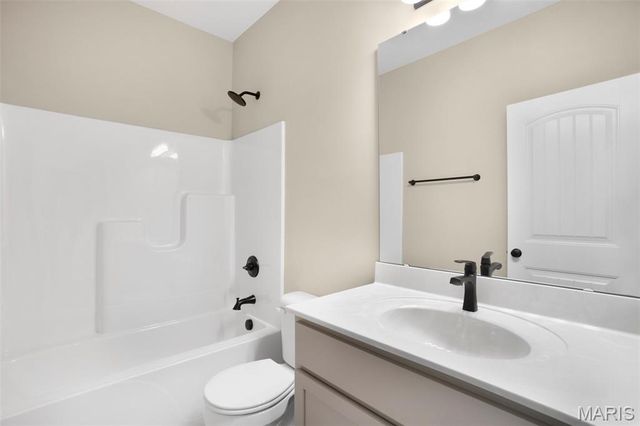 2332 Fiddlers Close 45 STB, Washington, MO 63090
