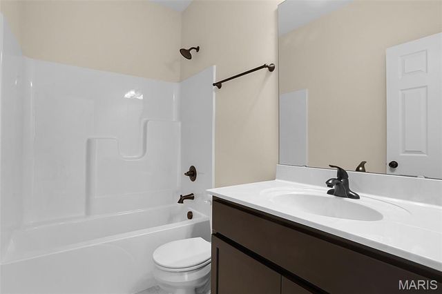 2332 Fiddlers Close 45 STB, Washington, MO 63090