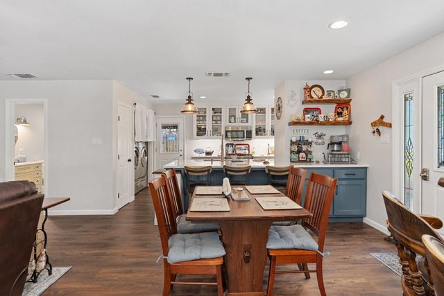 138 Wildgrove Drive, Gun Barrel City, TX 75156