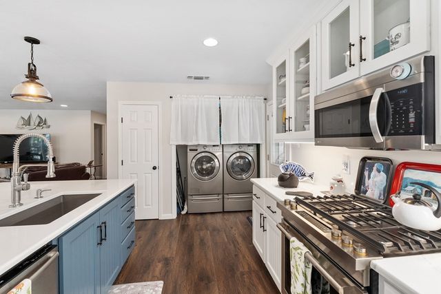138 Wildgrove Drive, Gun Barrel City, TX 75156