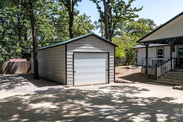 138 Wildgrove Drive, Gun Barrel City, TX 75156