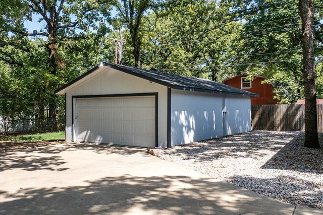 138 Wildgrove Drive, Gun Barrel City, TX 75156