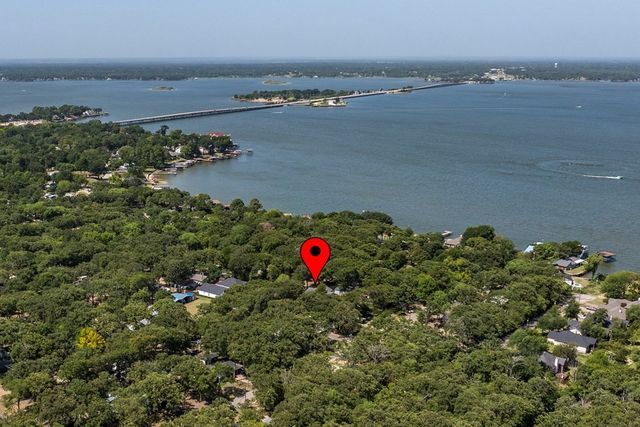 138 Wildgrove Drive, Gun Barrel City, TX 75156