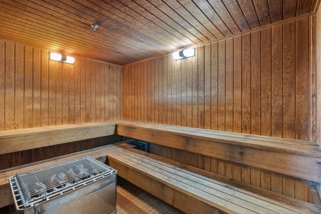 66 9th Street E 2501, Saint Paul, MN 55101