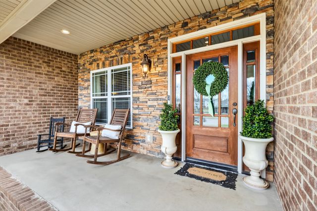 103 Bloomsbury Dr, Portland, TN 37148