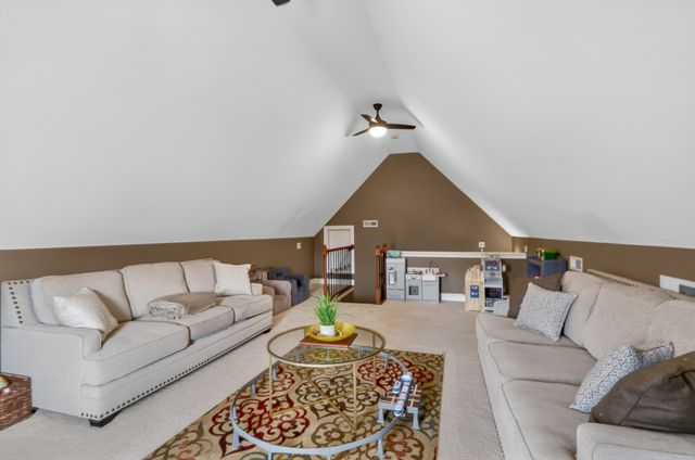 103 Bloomsbury Dr, Portland, TN 37148