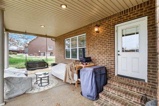 103 Bloomsbury Dr, Portland, TN 37148