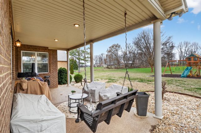 103 Bloomsbury Dr, Portland, TN 37148