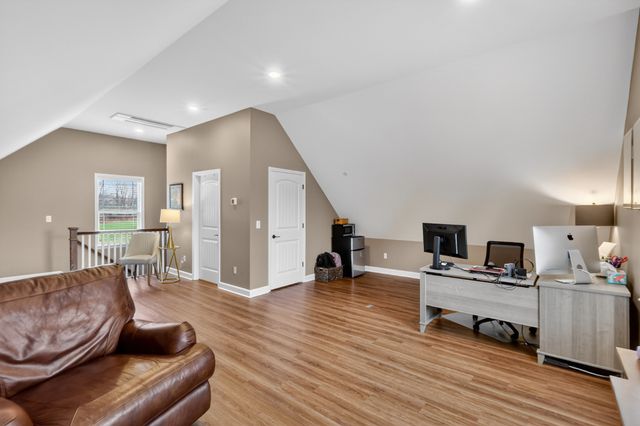 103 Bloomsbury Dr, Portland, TN 37148