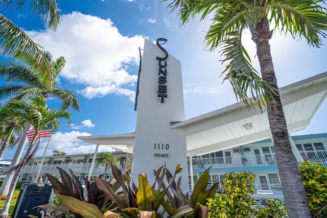 1110 N Riverside Drive 20, Pompano Beach, FL 33062