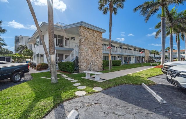 1110 N Riverside Drive 20, Pompano Beach, FL 33062