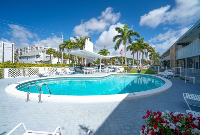 1110 N Riverside Drive 20, Pompano Beach, FL 33062
