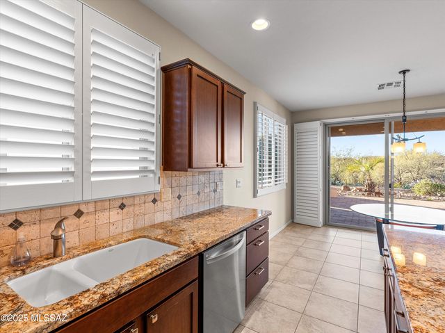 60368 E Arroyo Vista Drive, Oracle, AZ 85623