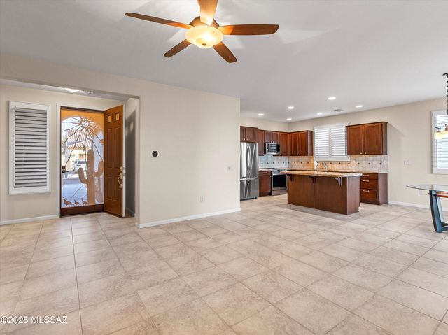 60368 E Arroyo Vista Drive, Oracle, AZ 85623