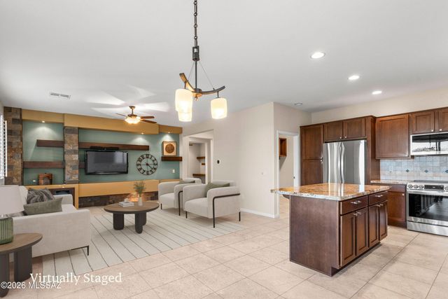 60368 E Arroyo Vista Drive, Oracle, AZ 85623
