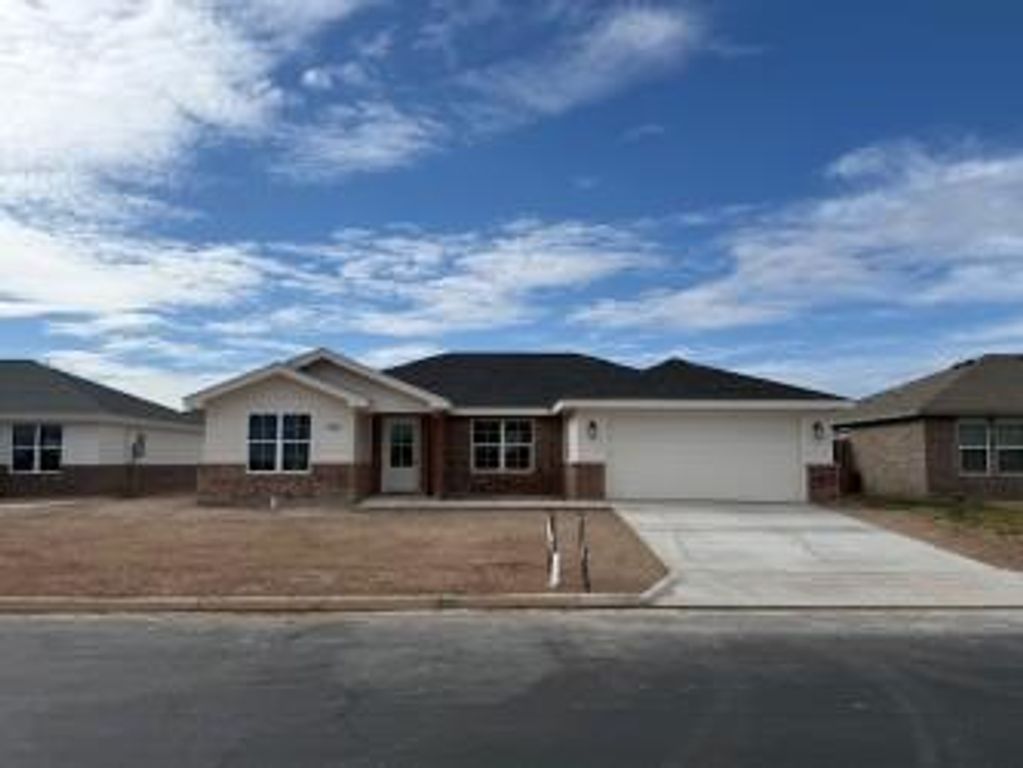 Image 1 of property listing at 1309 Johnny Lane, San Angelo, TX 76905