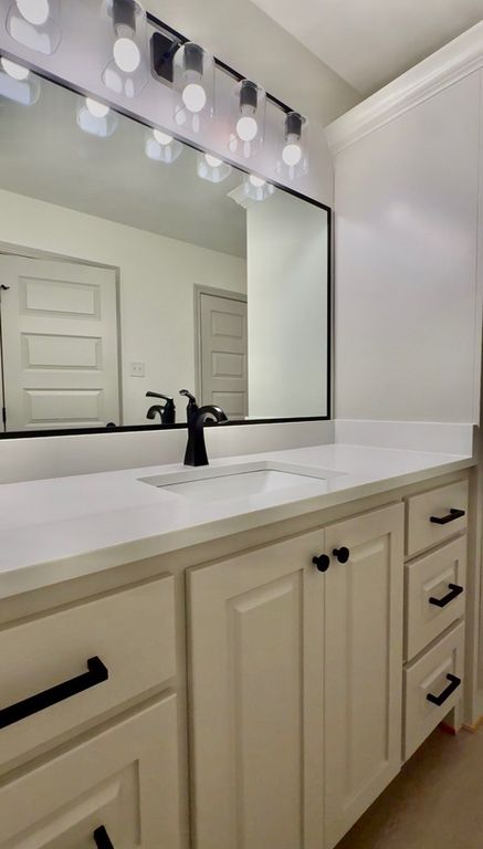 Image 3 of property listing at 1309 Johnny Lane, San Angelo, TX 76905