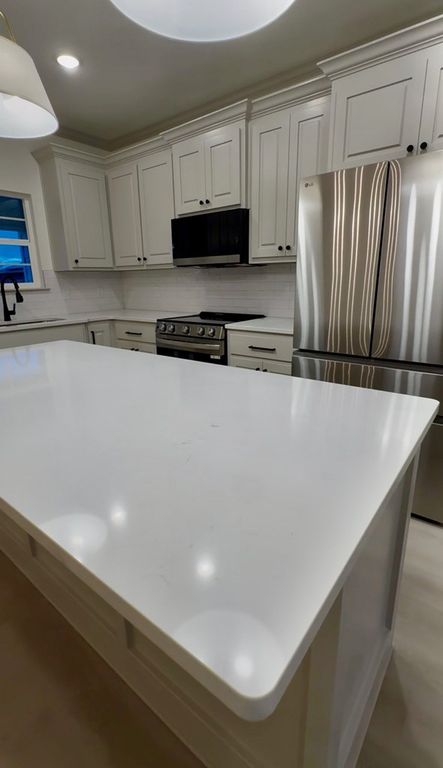 Image 7 of property listing at 1309 Johnny Lane, San Angelo, TX 76905