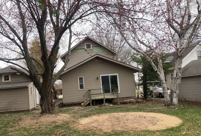 1662 S Chicago Avenue, Freeport, IL 61032