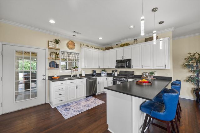 1028 Fm 1566 W, Celeste, TX 75423