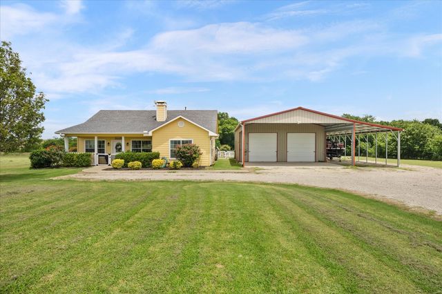 1028 Fm 1566 W, Celeste, TX 75423