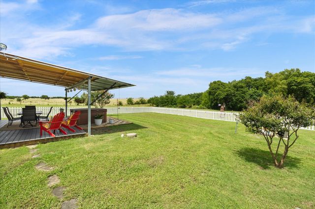 1028 Fm 1566 W, Celeste, TX 75423