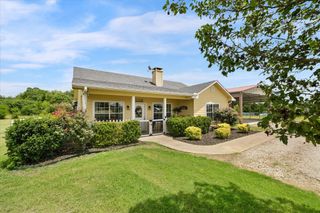 1028 Fm 1566 W, Celeste, TX 75423