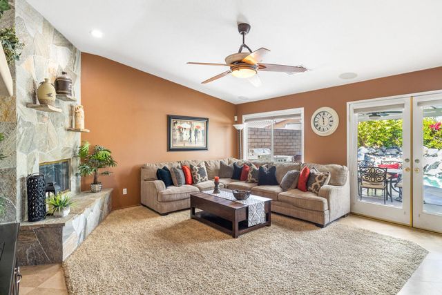 78860 Galaxy Drive, La Quinta, CA 92253