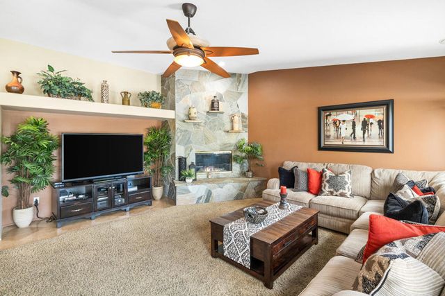 78860 Galaxy Drive, La Quinta, CA 92253